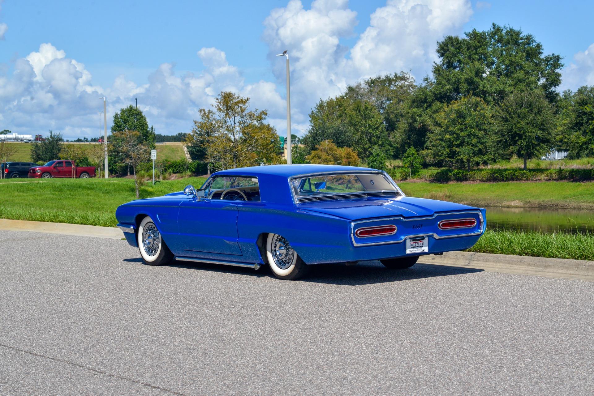 1965 Ford Thunderbird 18