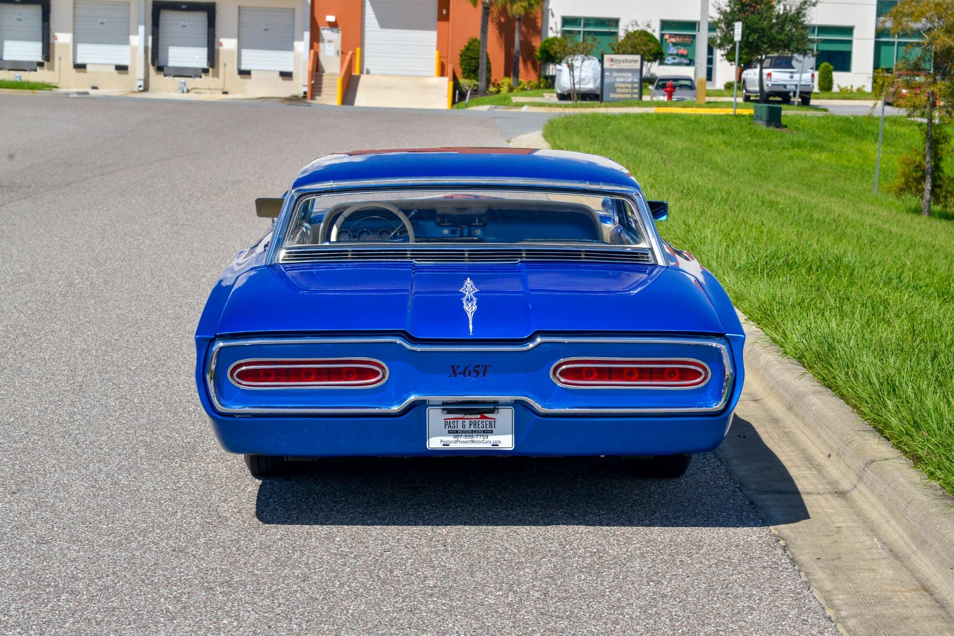 1965 Ford Thunderbird 19