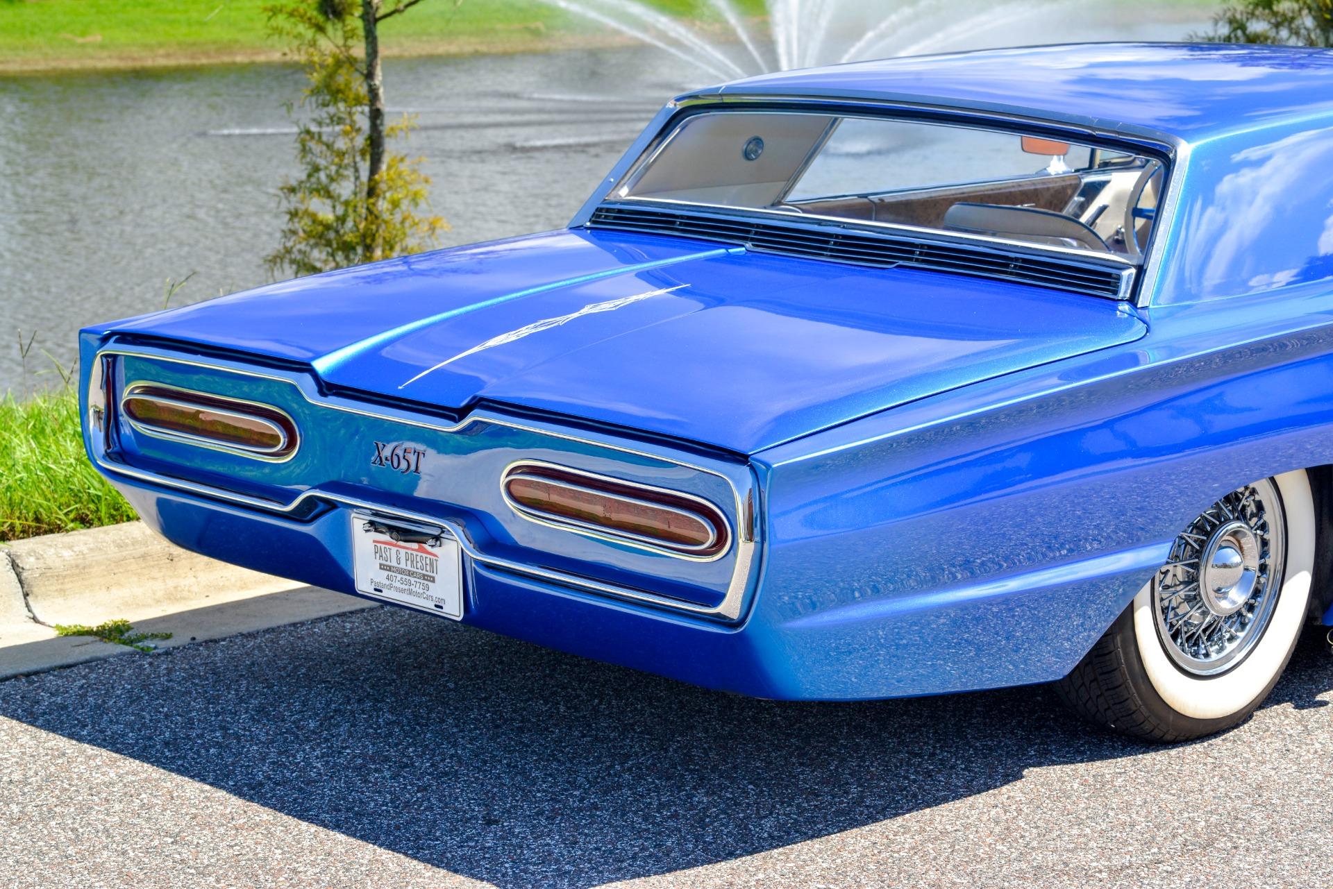 1965 Ford Thunderbird 43