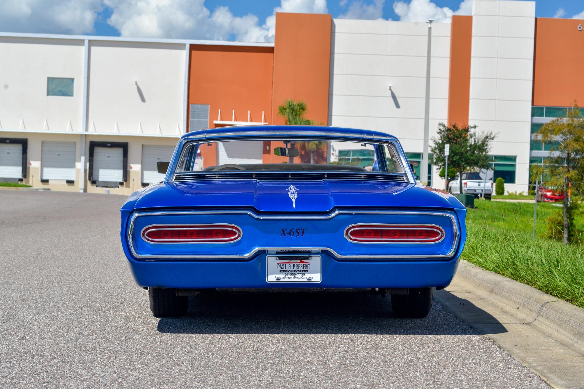 1965 Ford Thunderbird 20
