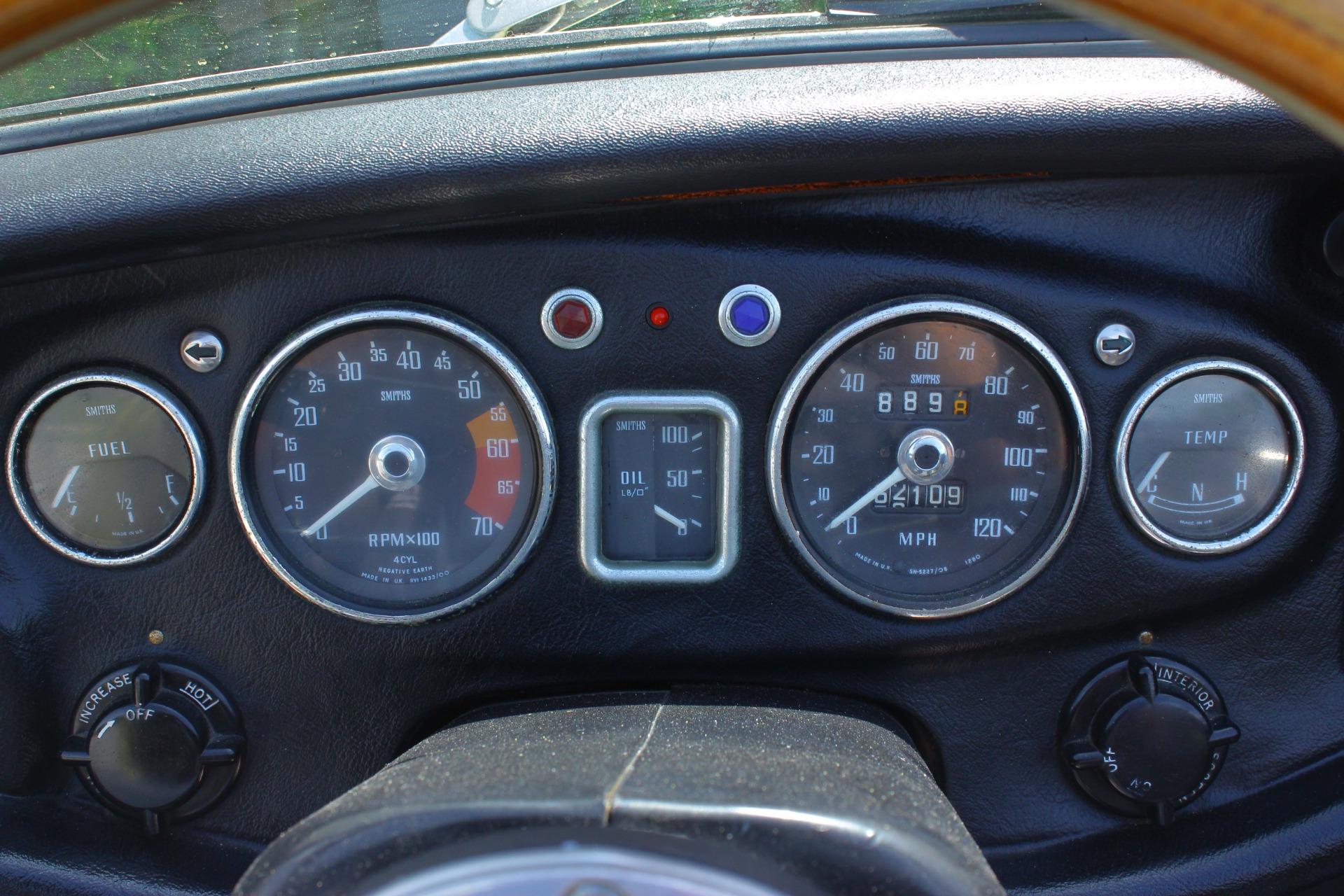 1970 MG MGB 79