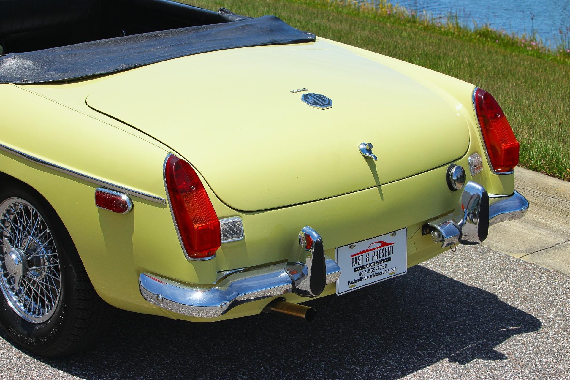 1970 MG MGB 26