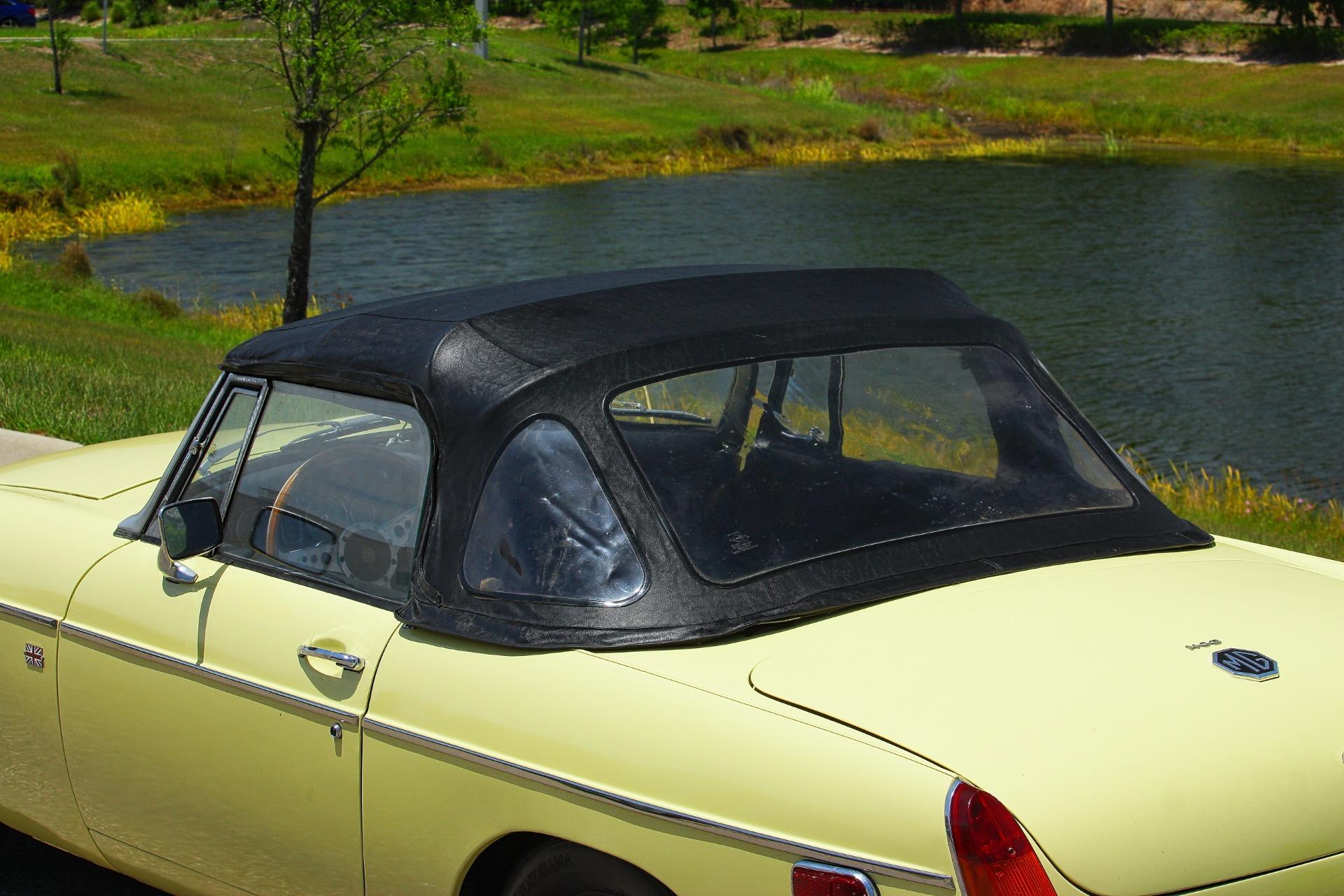1970 MG MGB 37