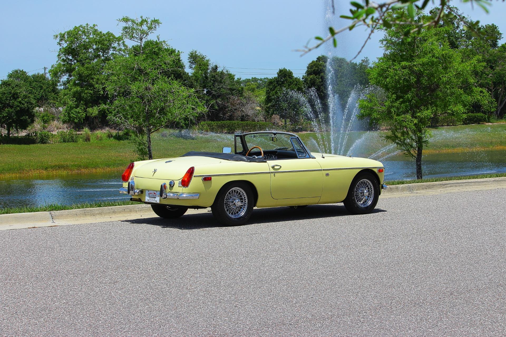 1970 MG MGB 46