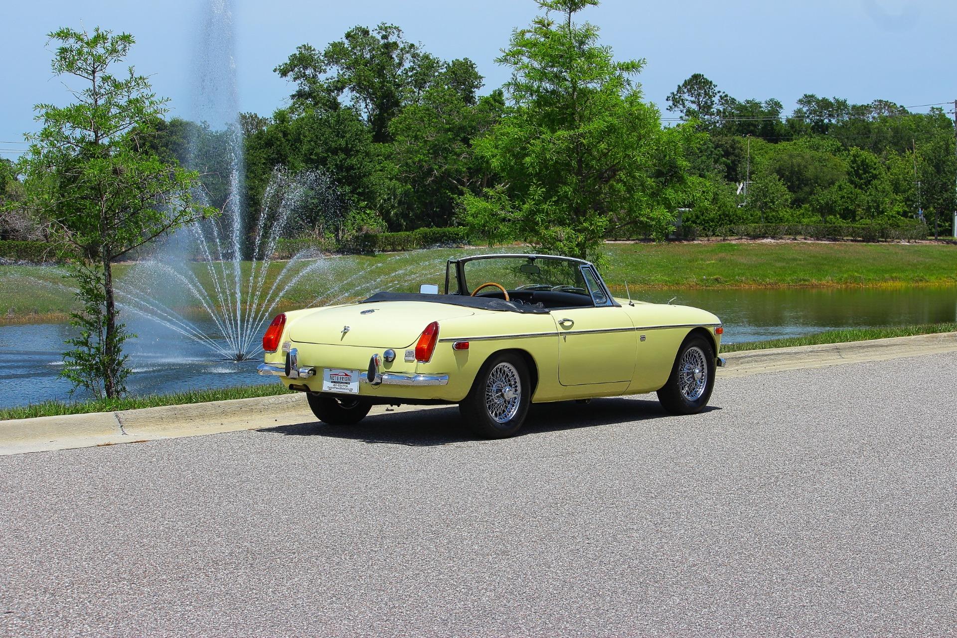 1970 MG MGB 5