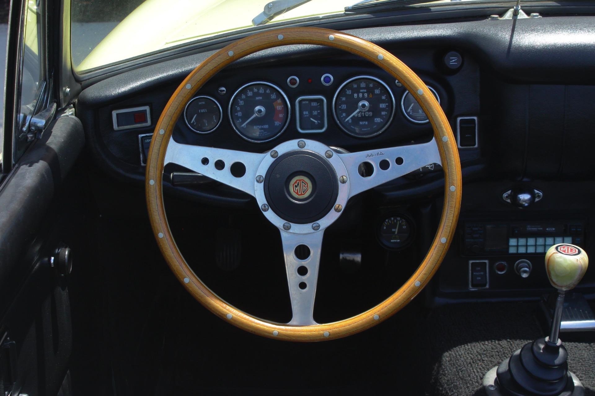 1970 MG MGB 67