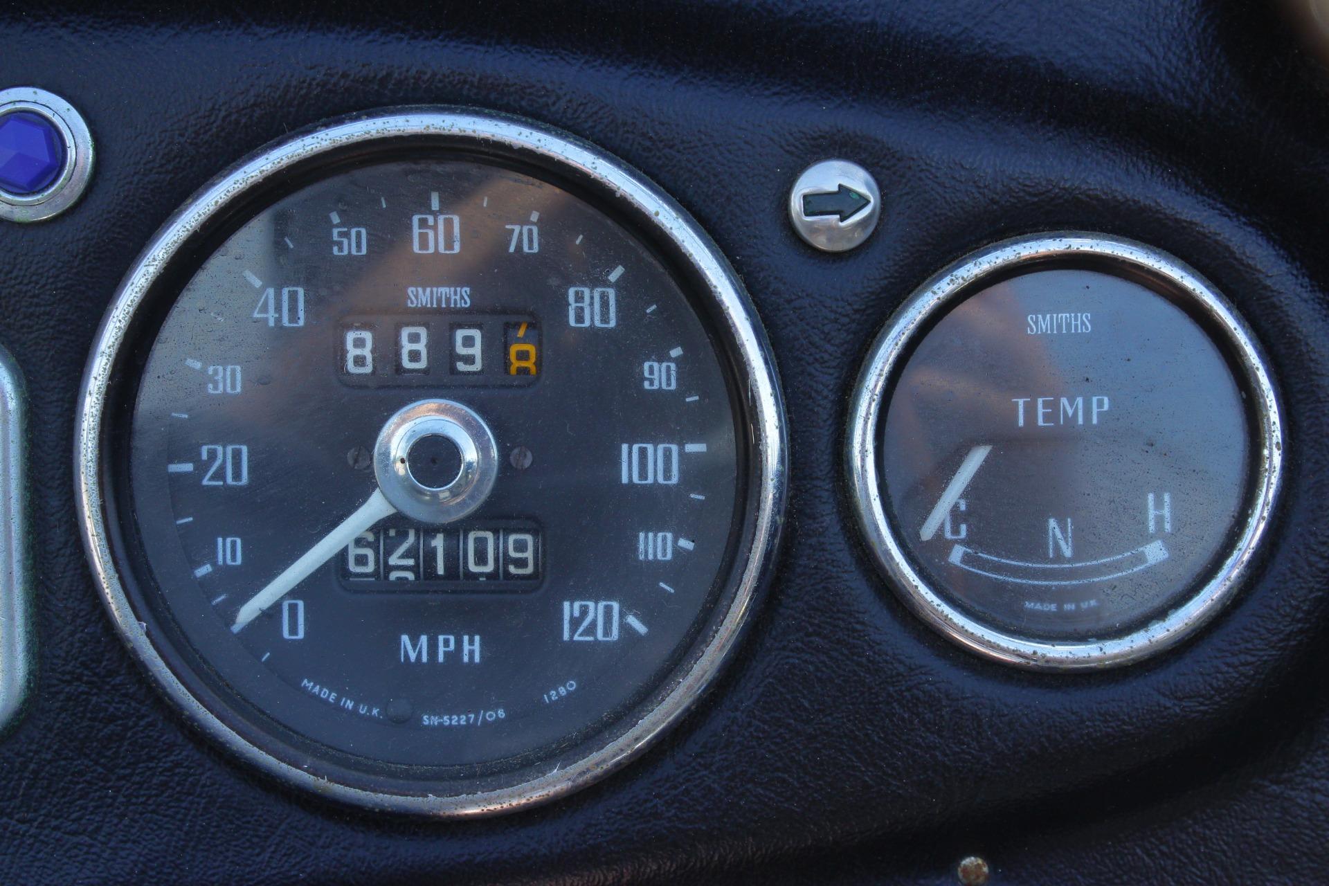 1970 MG MGB 82