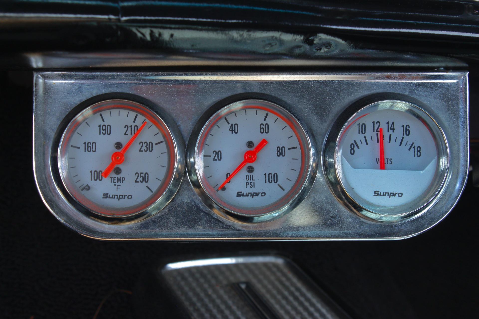 1964 Chevrolet Impala SS 74