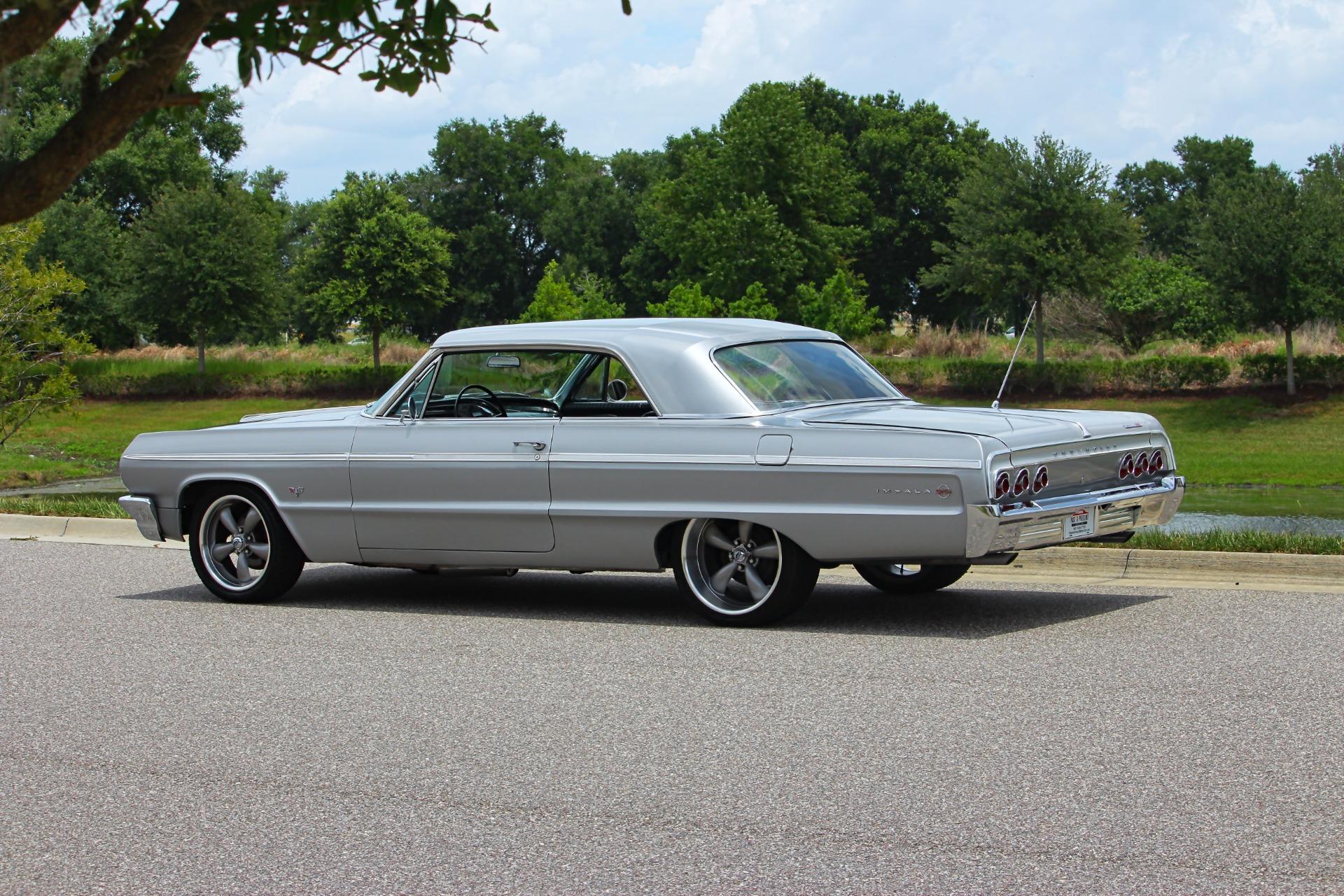 1964 Chevrolet Impala SS 18