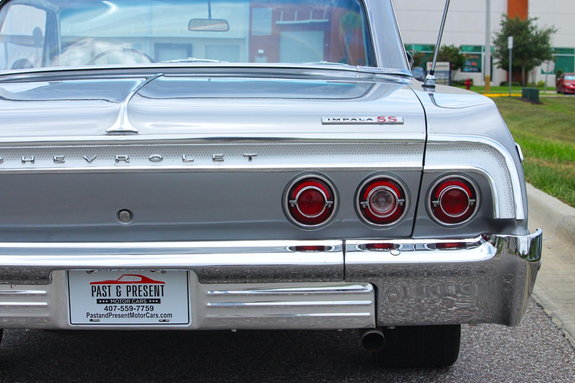 1964 Chevrolet Impala SS 22