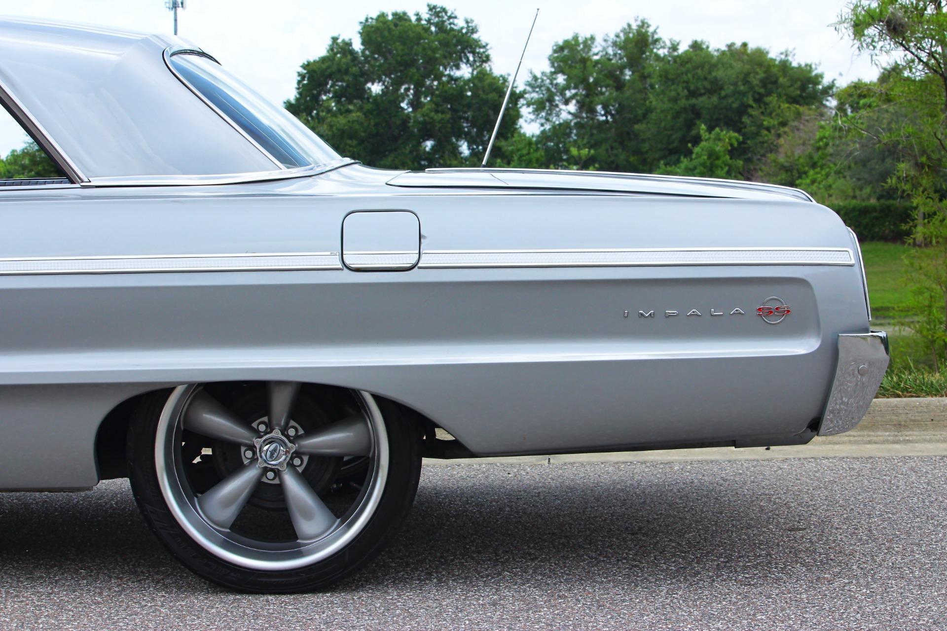 1964 Chevrolet Impala SS 26