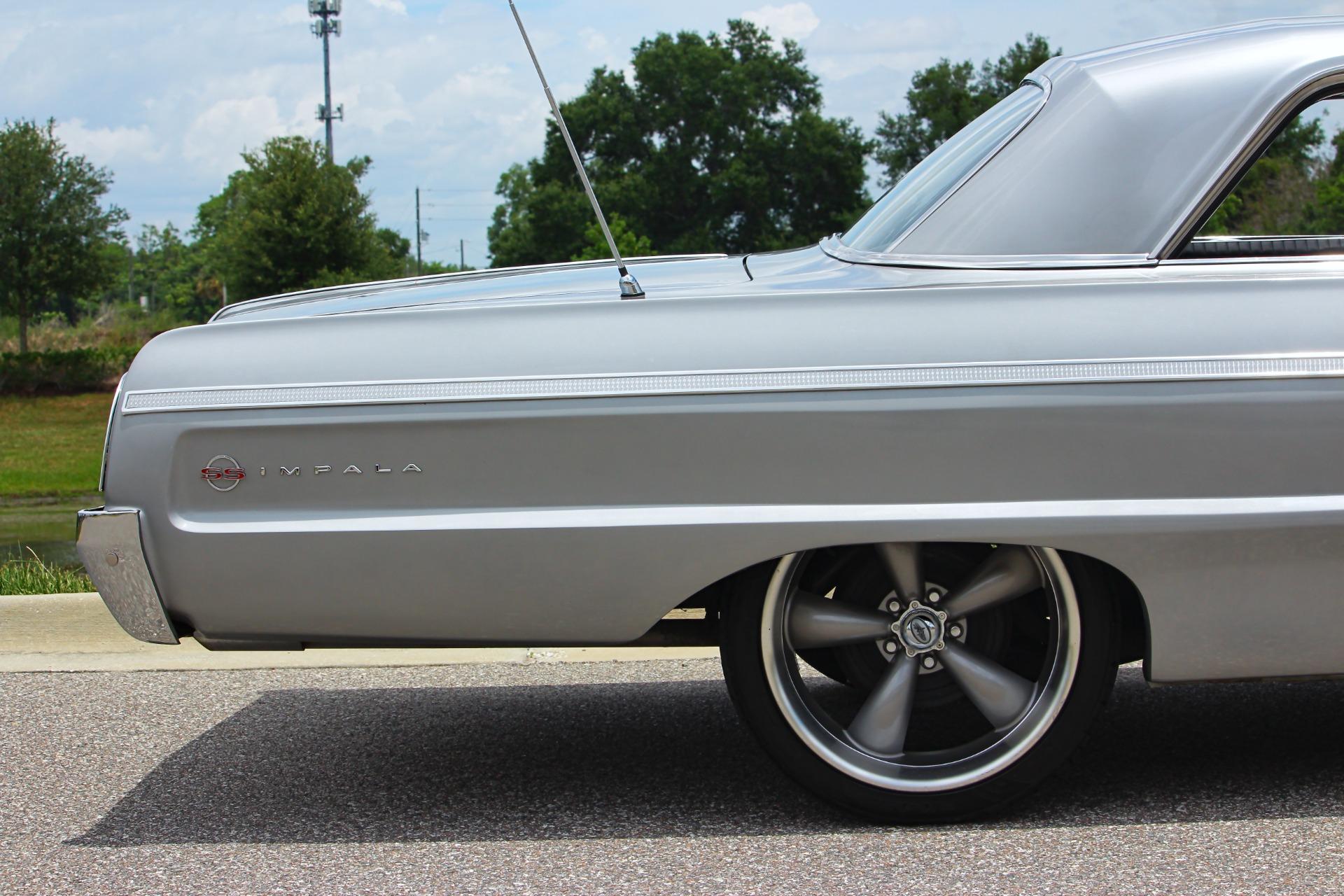 1964 Chevrolet Impala SS 44
