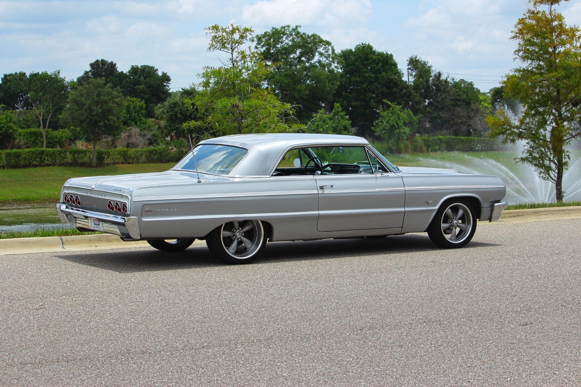 1964 Chevrolet Impala SS 37
