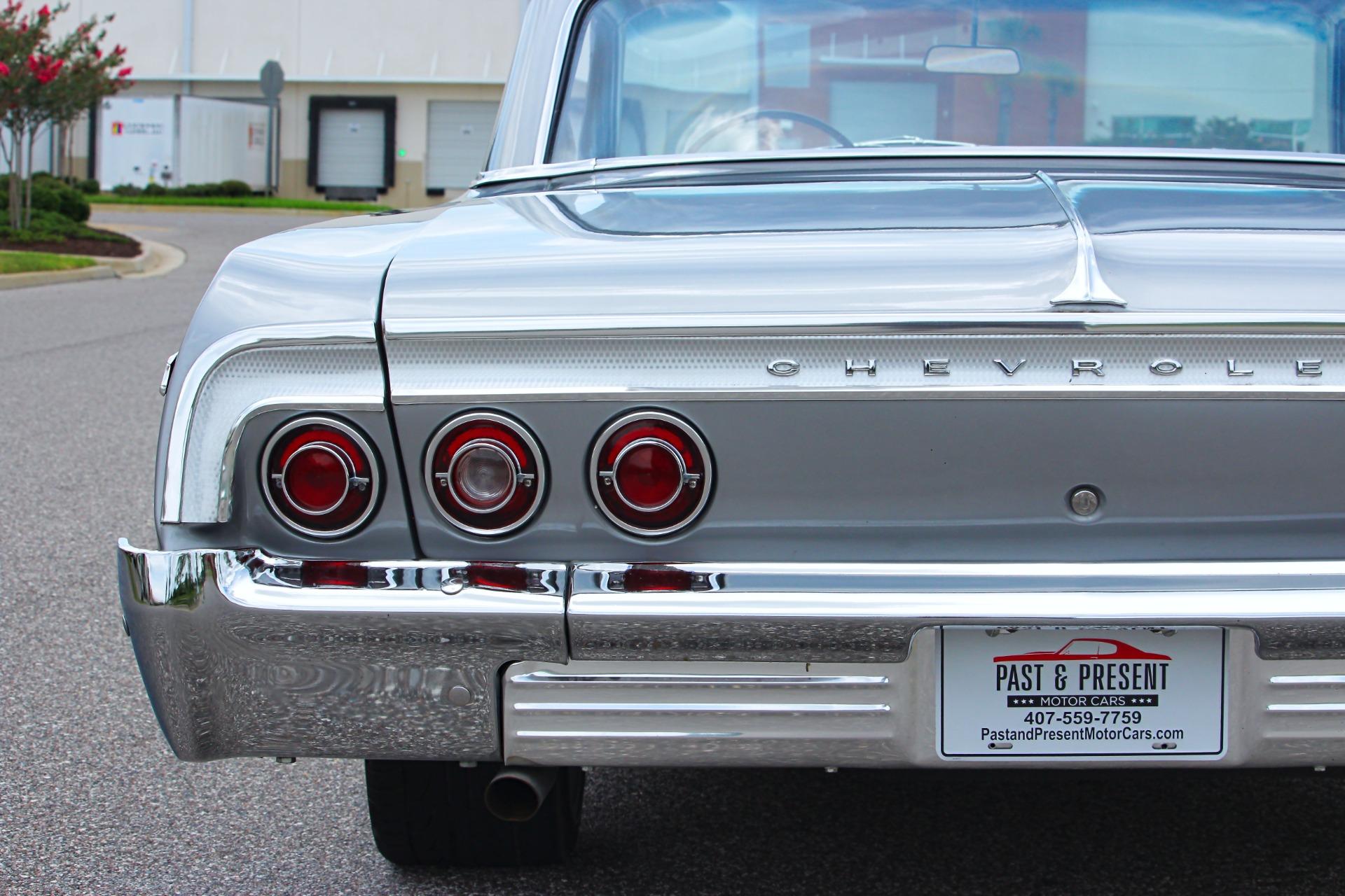 1964 Chevrolet Impala SS 23