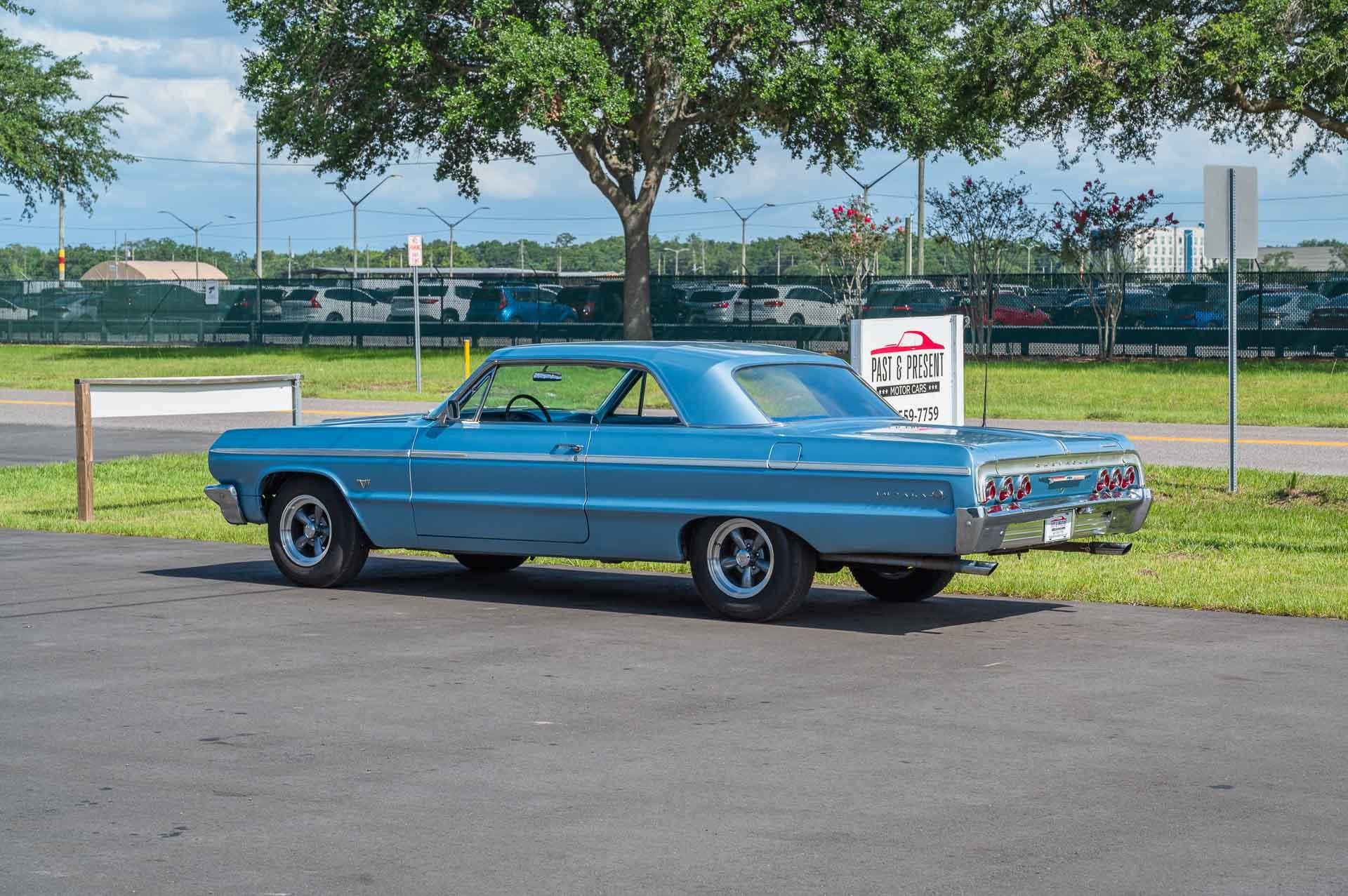 1964 Chevrolet Impala SS 19
