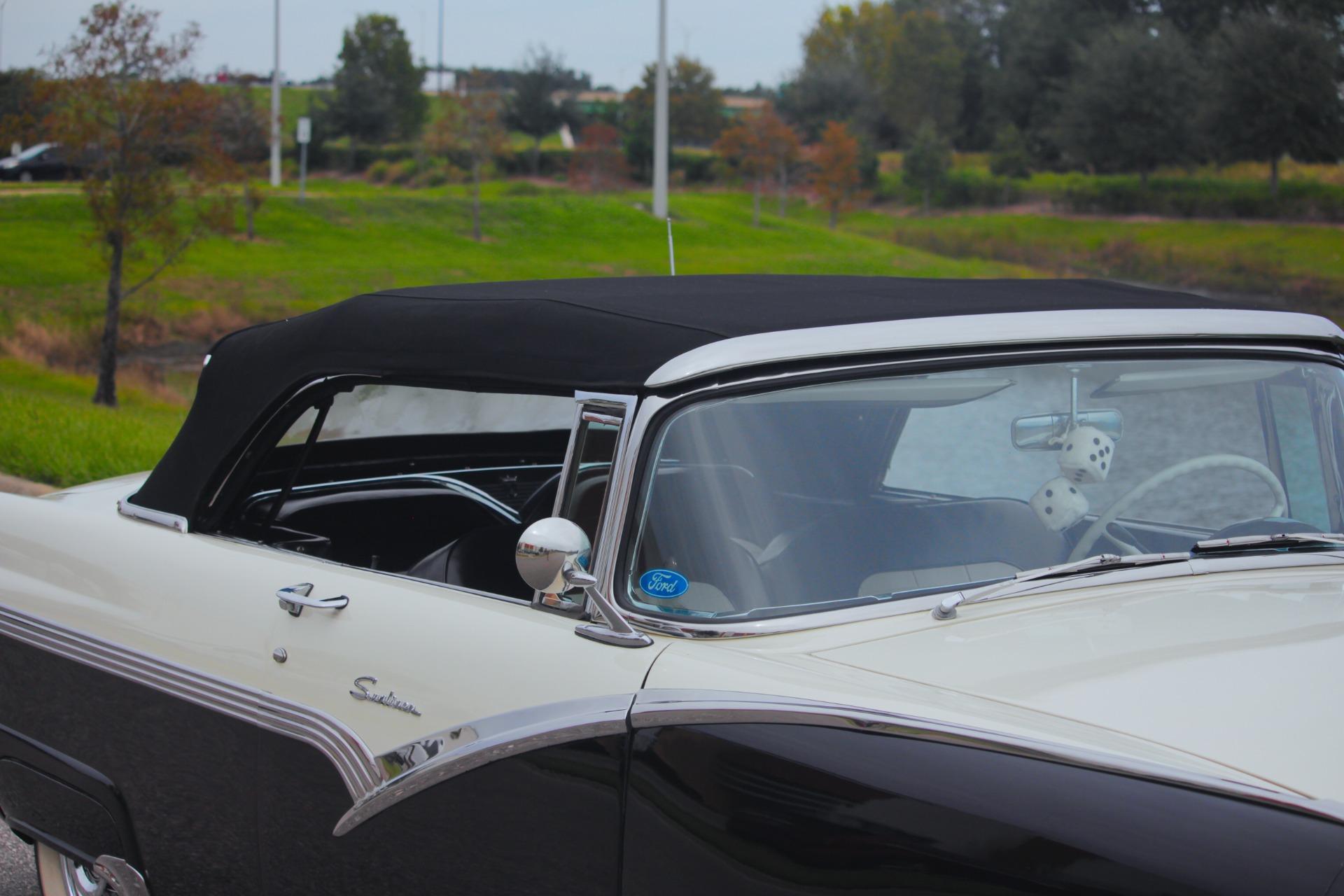 1956 Ford Fairlane 101