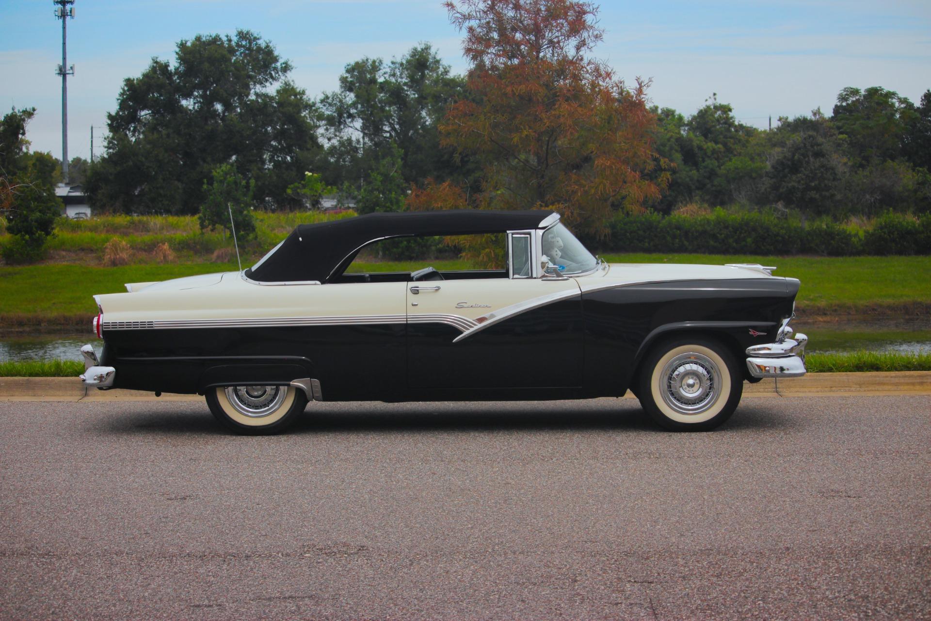 1956 Ford Fairlane 99