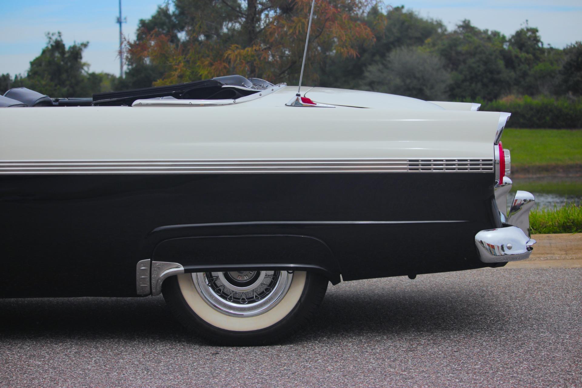 1956 Ford Fairlane 89