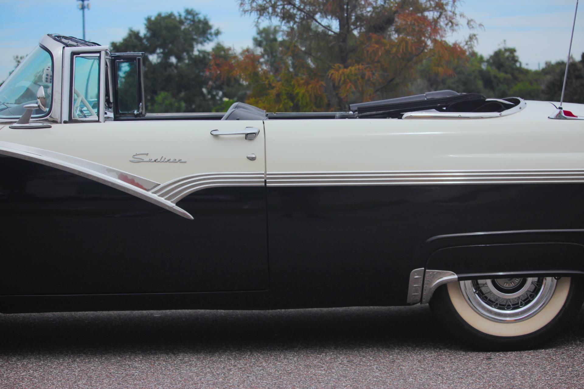 1956 Ford Fairlane 88