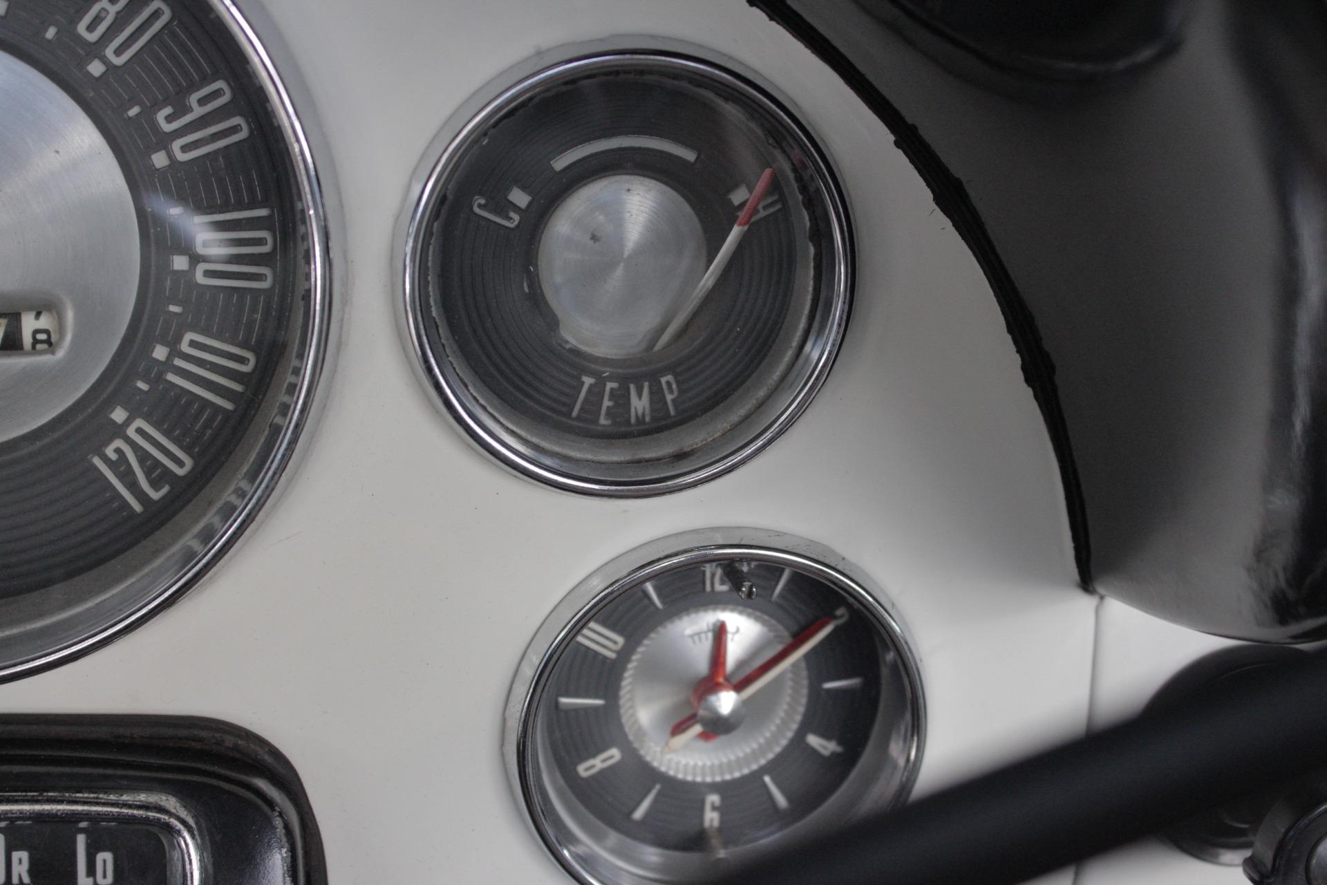 1956 Ford Fairlane 36