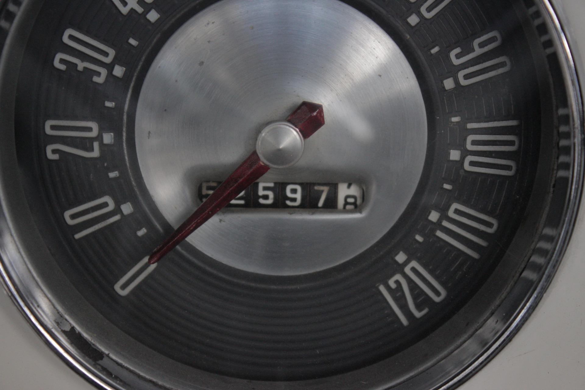 1956 Ford Fairlane 33