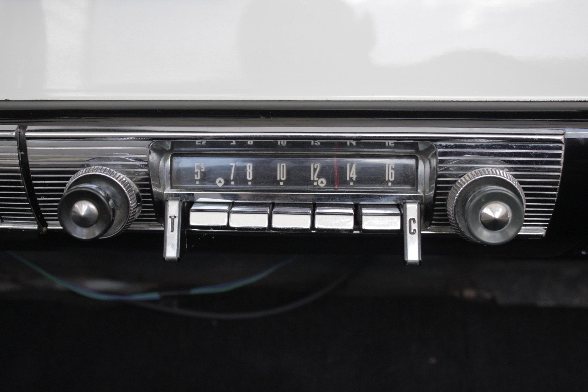 1956 Ford Fairlane 23