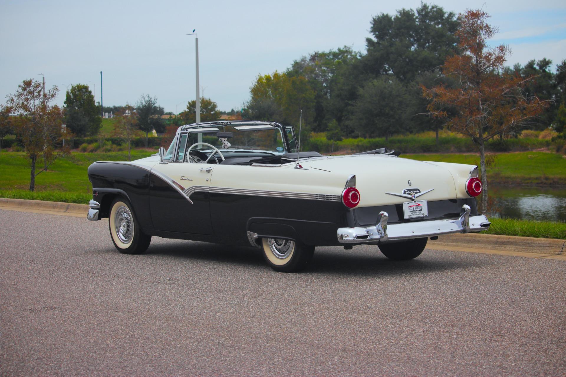 1956 Ford Fairlane 77