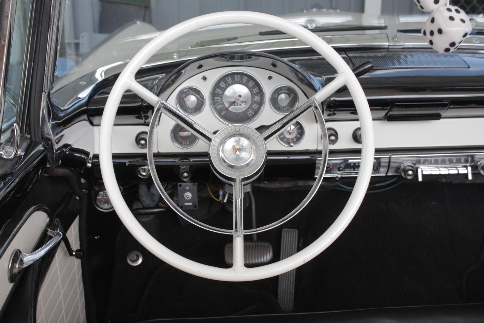 1956 Ford Fairlane 21