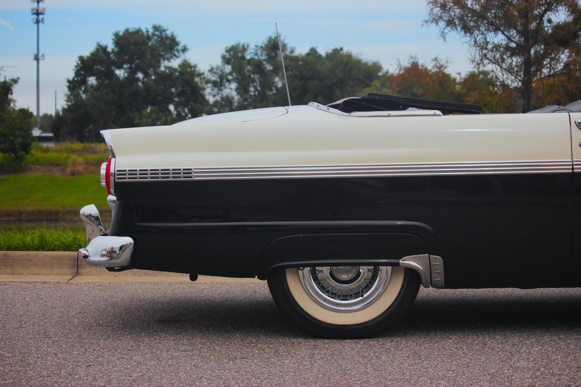 1956 Ford Fairlane 115