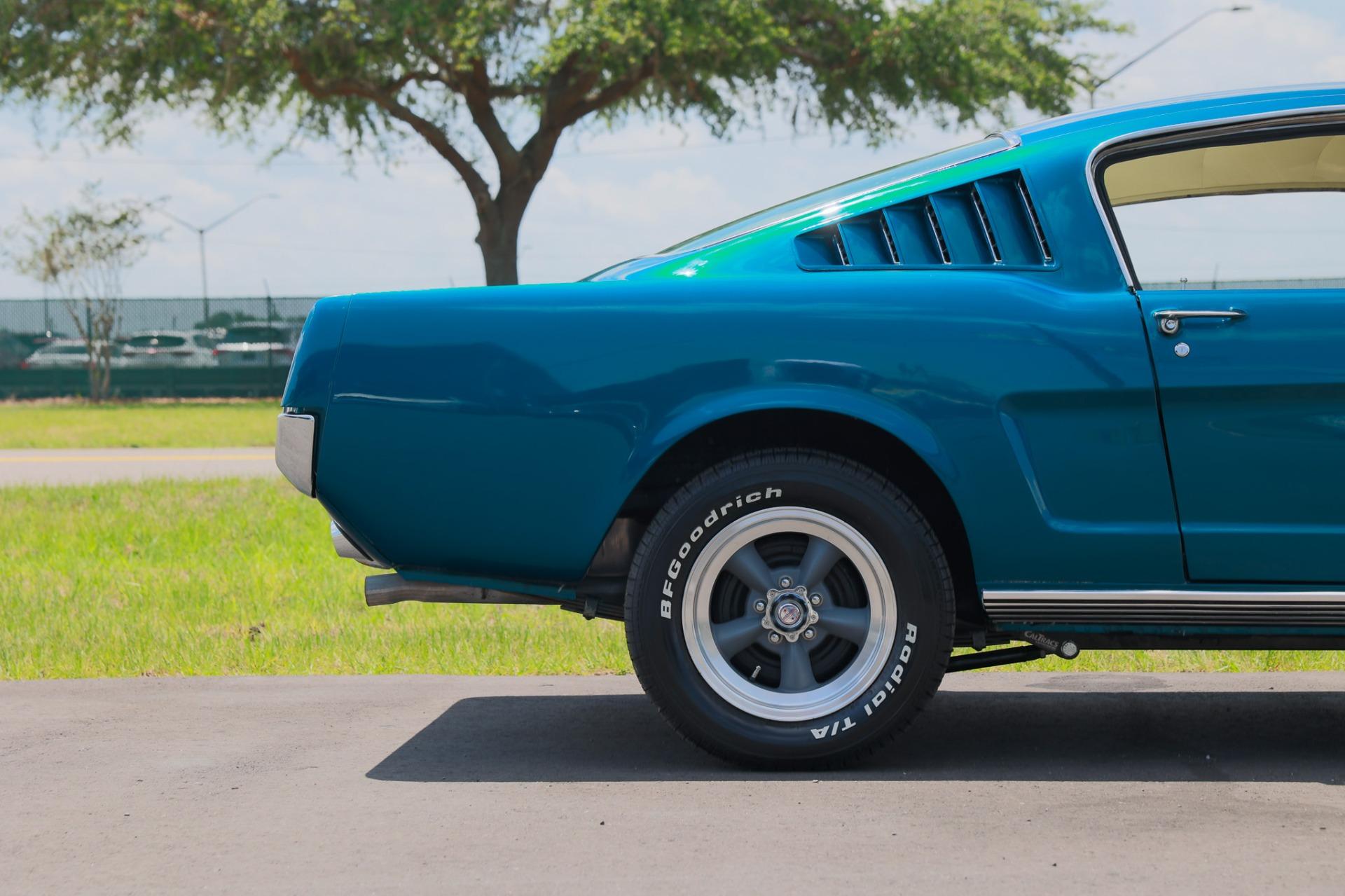 1965 Ford Mustang 90