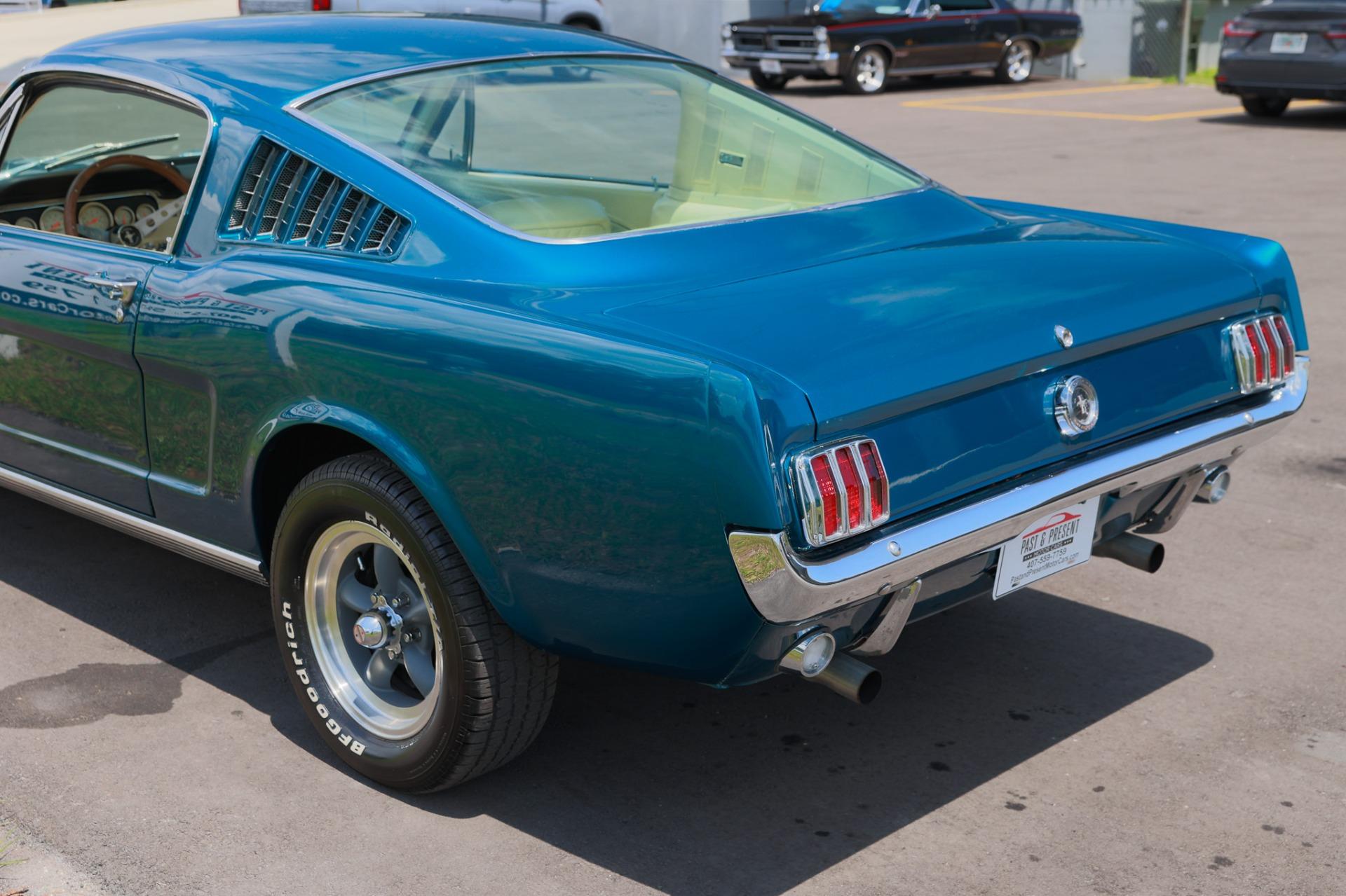 1965 Ford Mustang 85