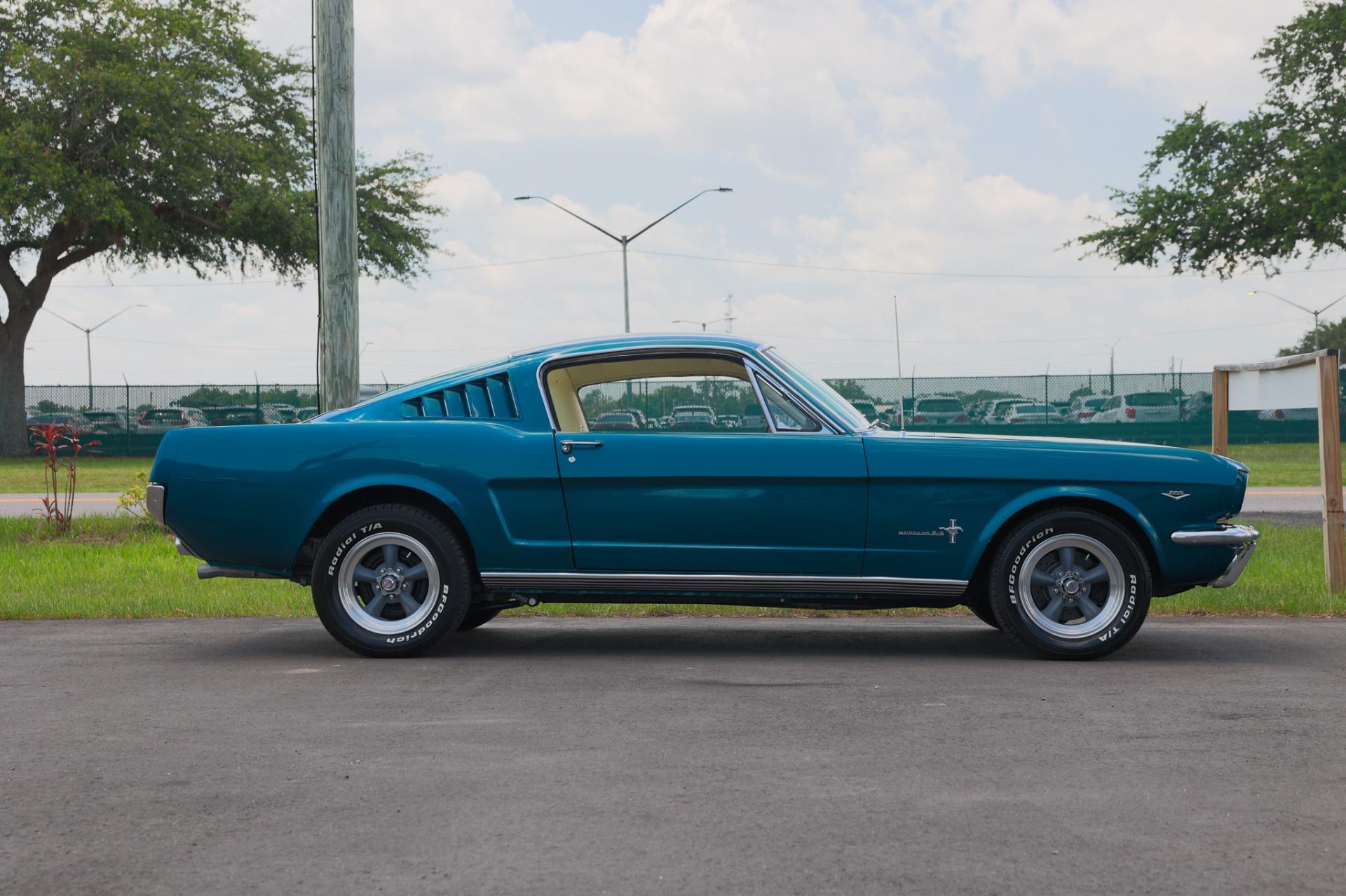 1965 Ford Mustang 80