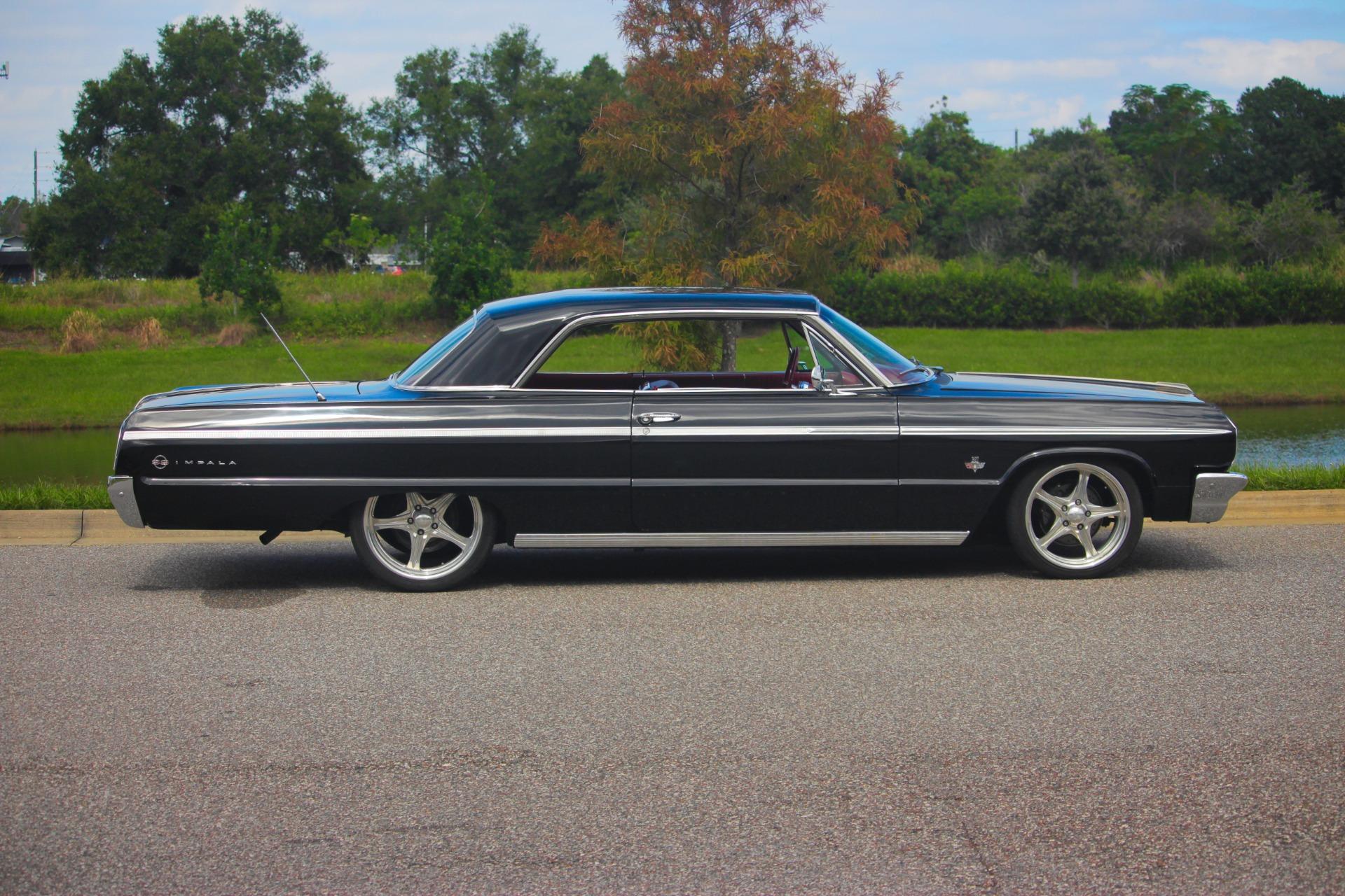 1964 Chevrolet Impala SS 32