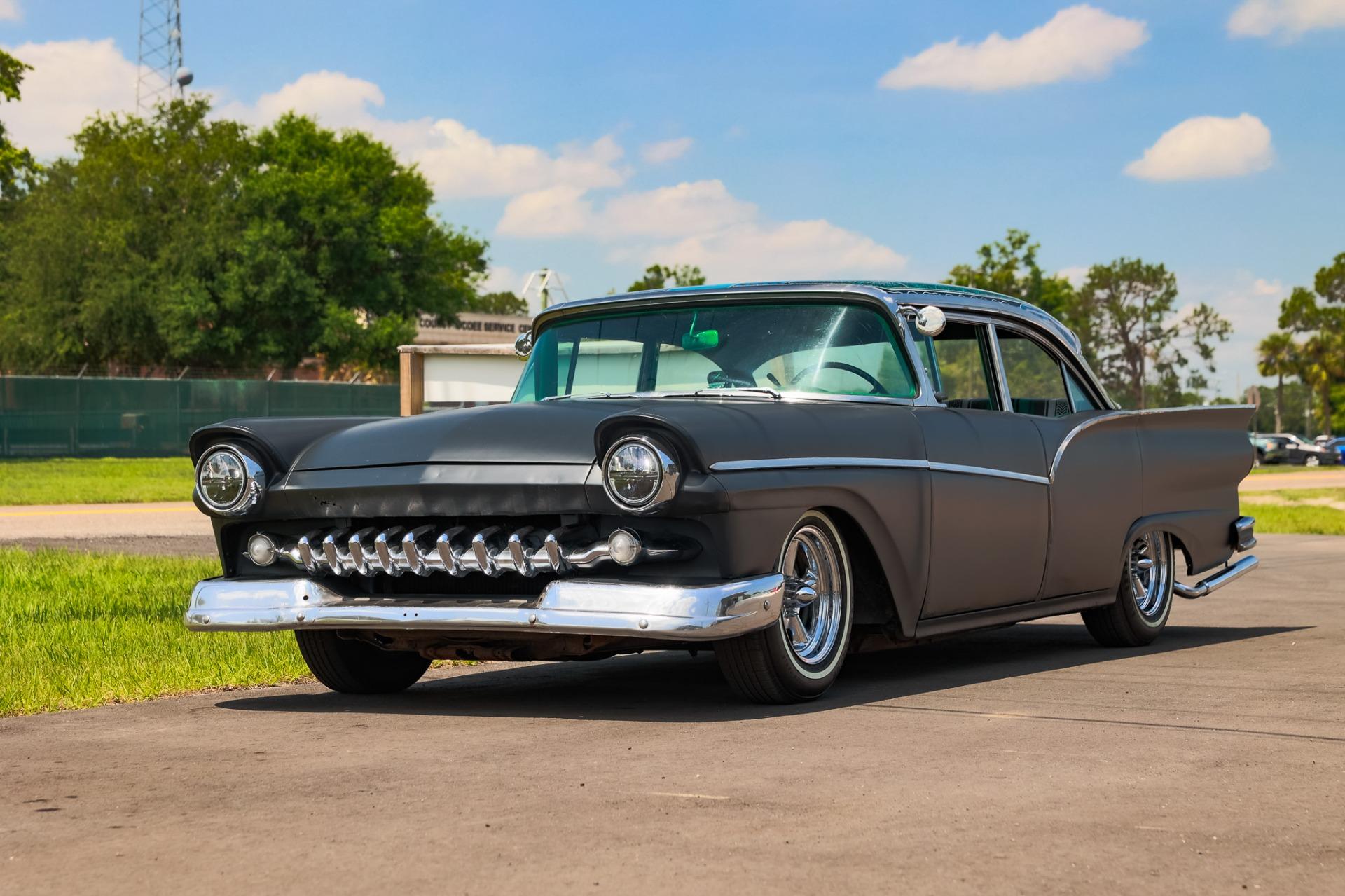 1957 Ford Fairlane 94
