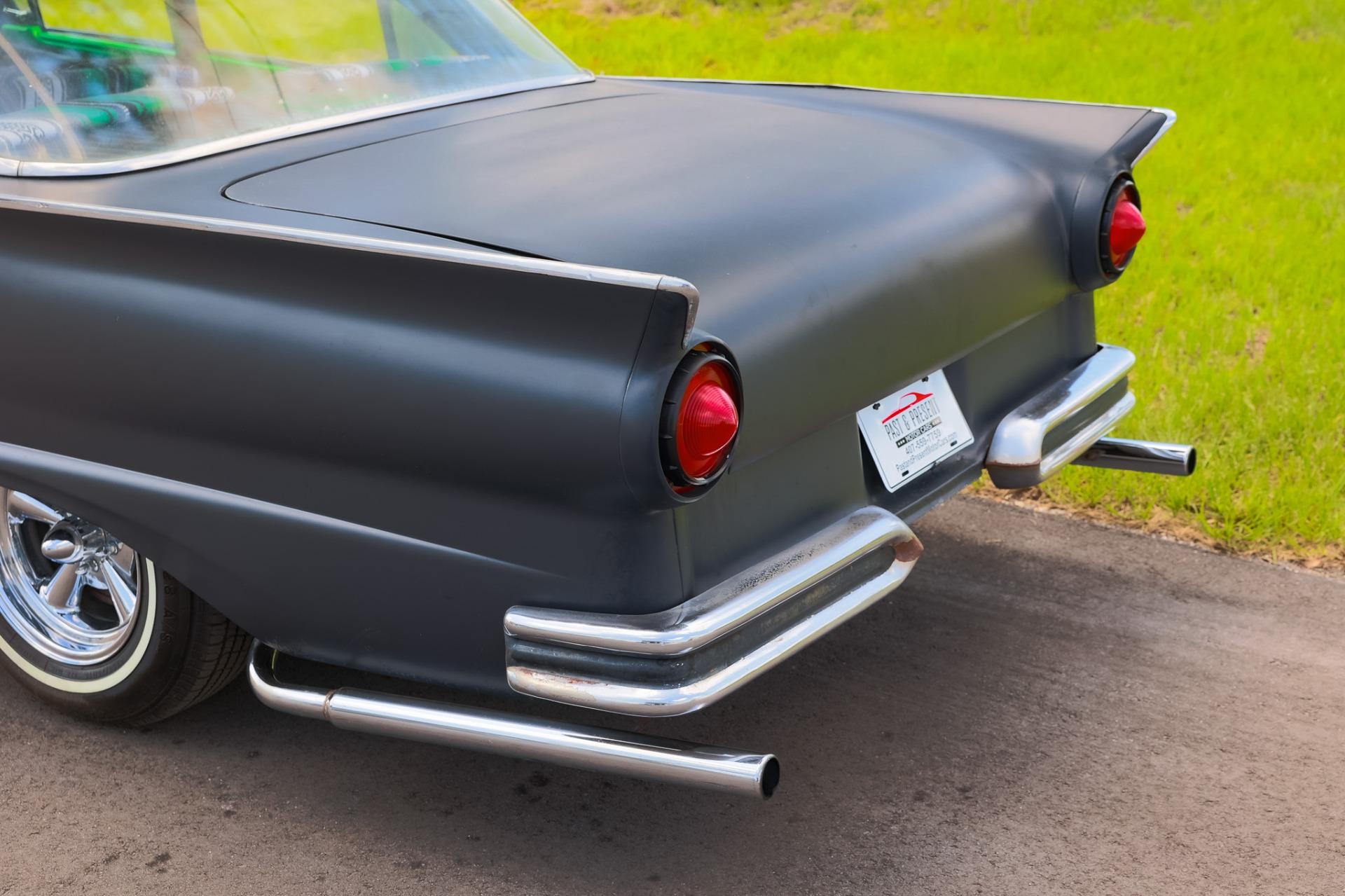1957 Ford Fairlane 77