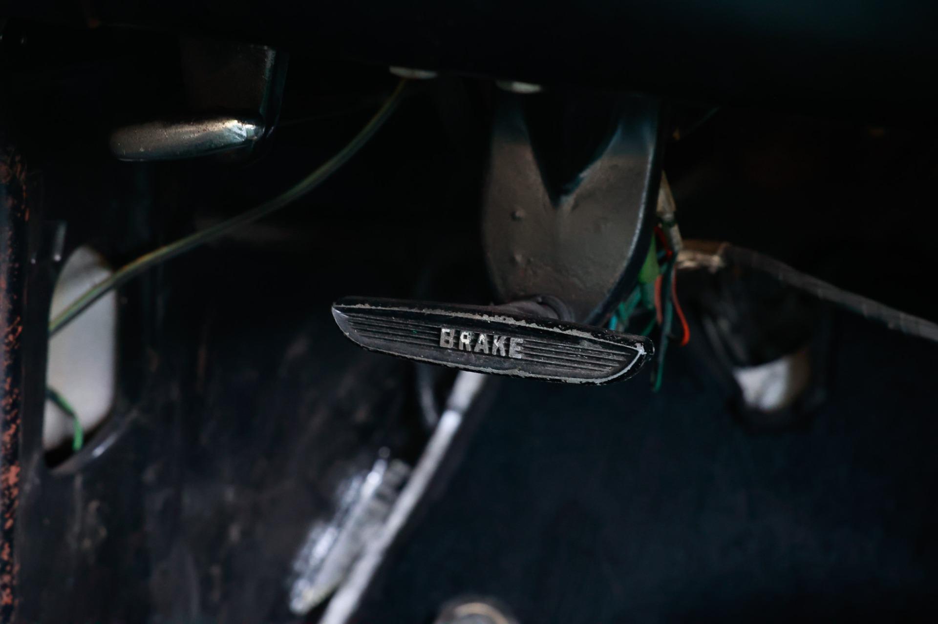 1957 Ford Fairlane 20