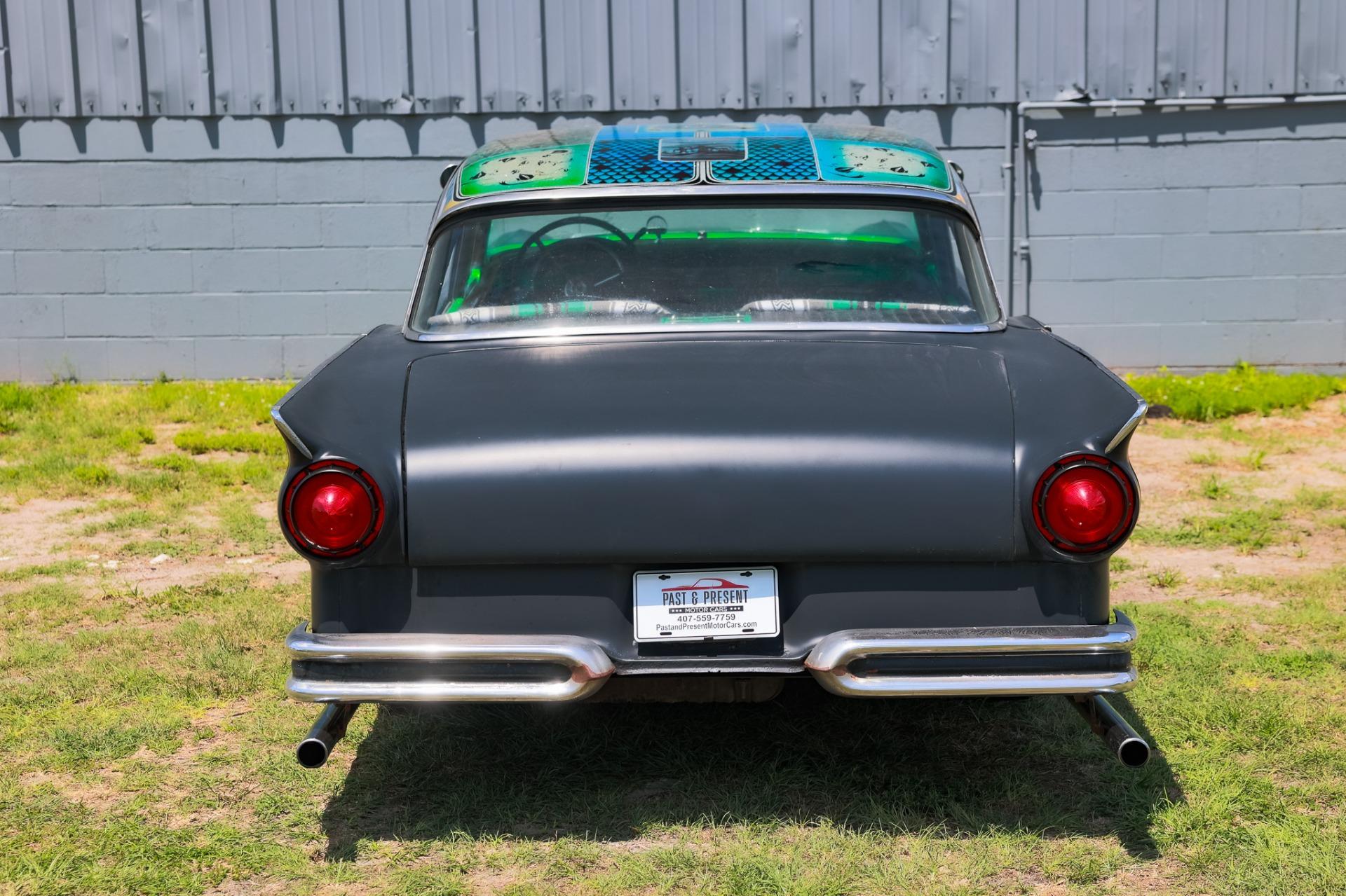 1957 Ford Fairlane 120