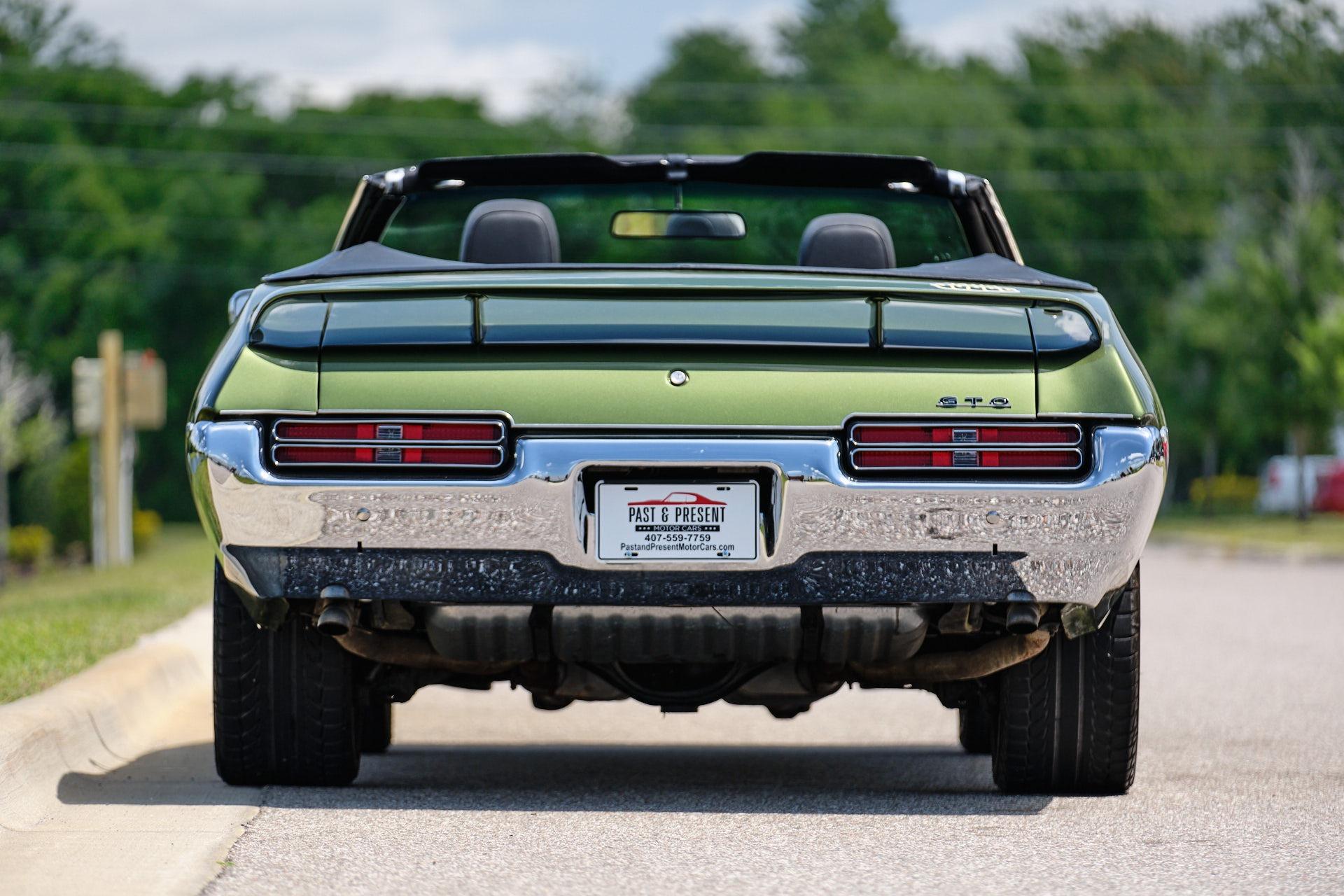 1969 Pontiac GTO 4