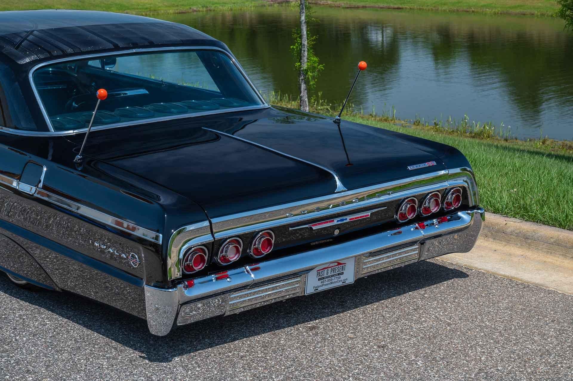 1964 Chevrolet Impala SS 19