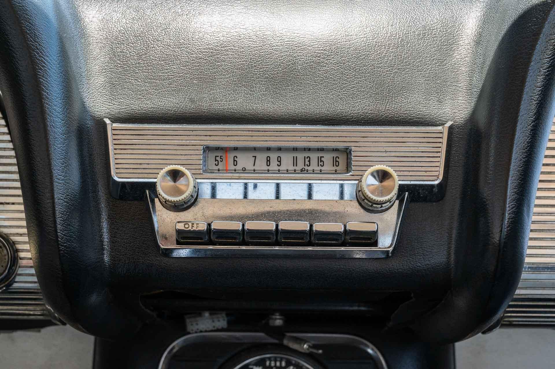 1960 Ford Thunderbird 61