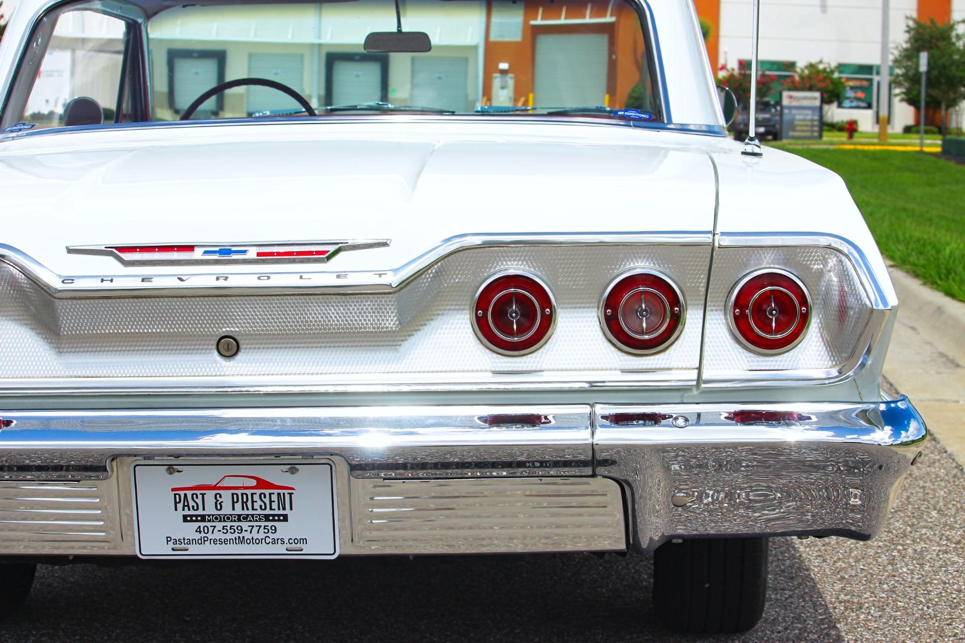 1963 Chevrolet Impala SS 23