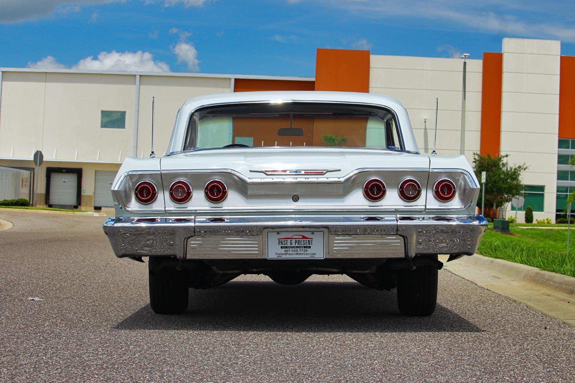 1963 Chevrolet Impala SS 22