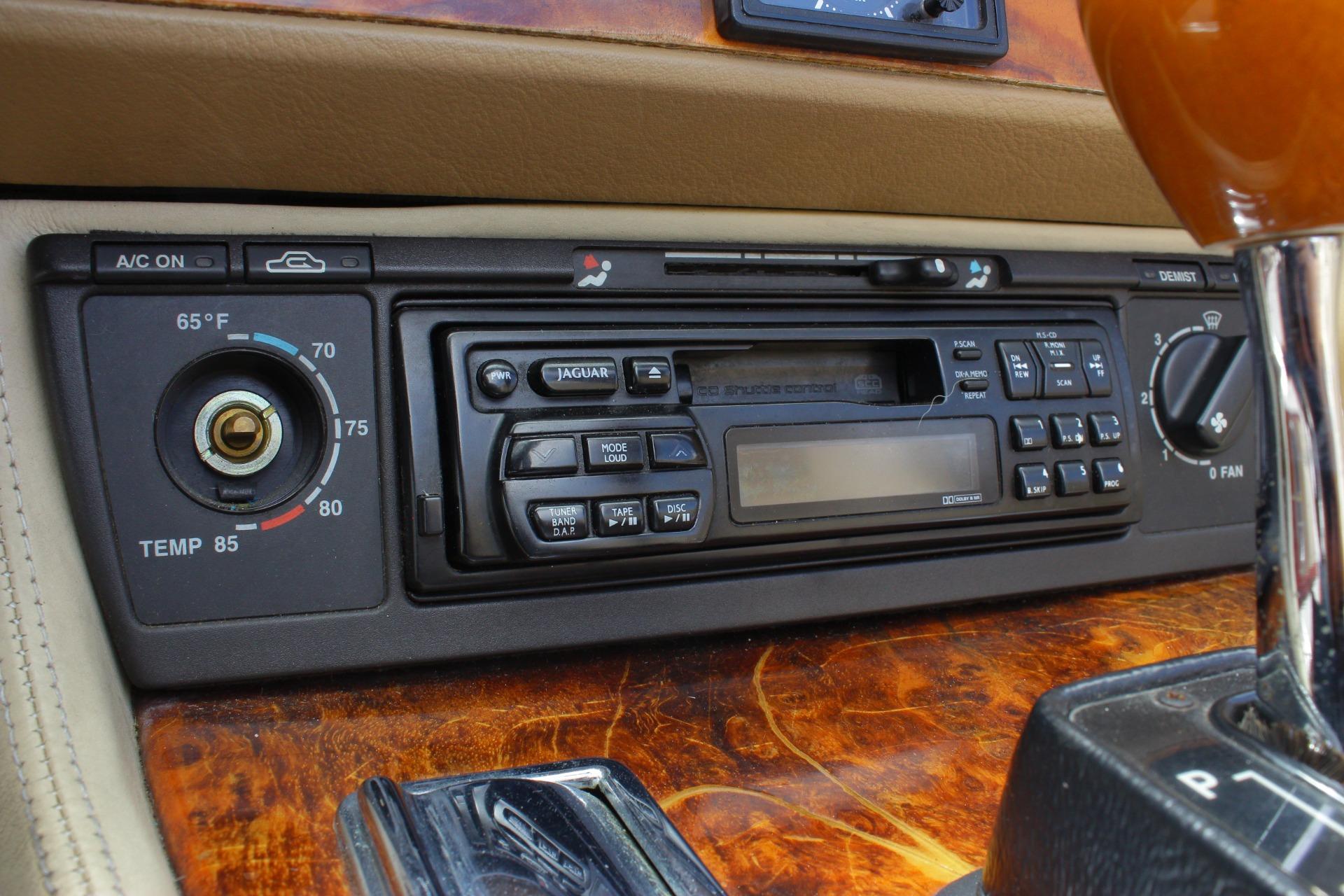 1995 Jaguar XJS 76