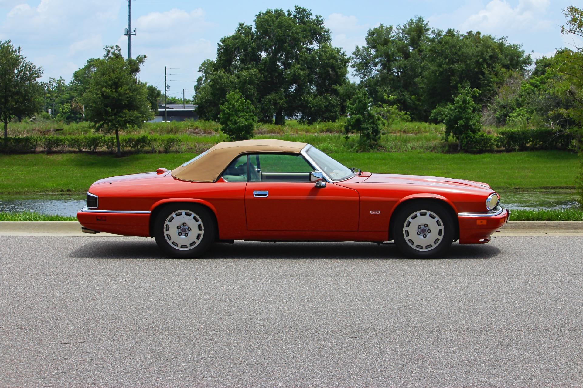 1995 Jaguar XJS 32
