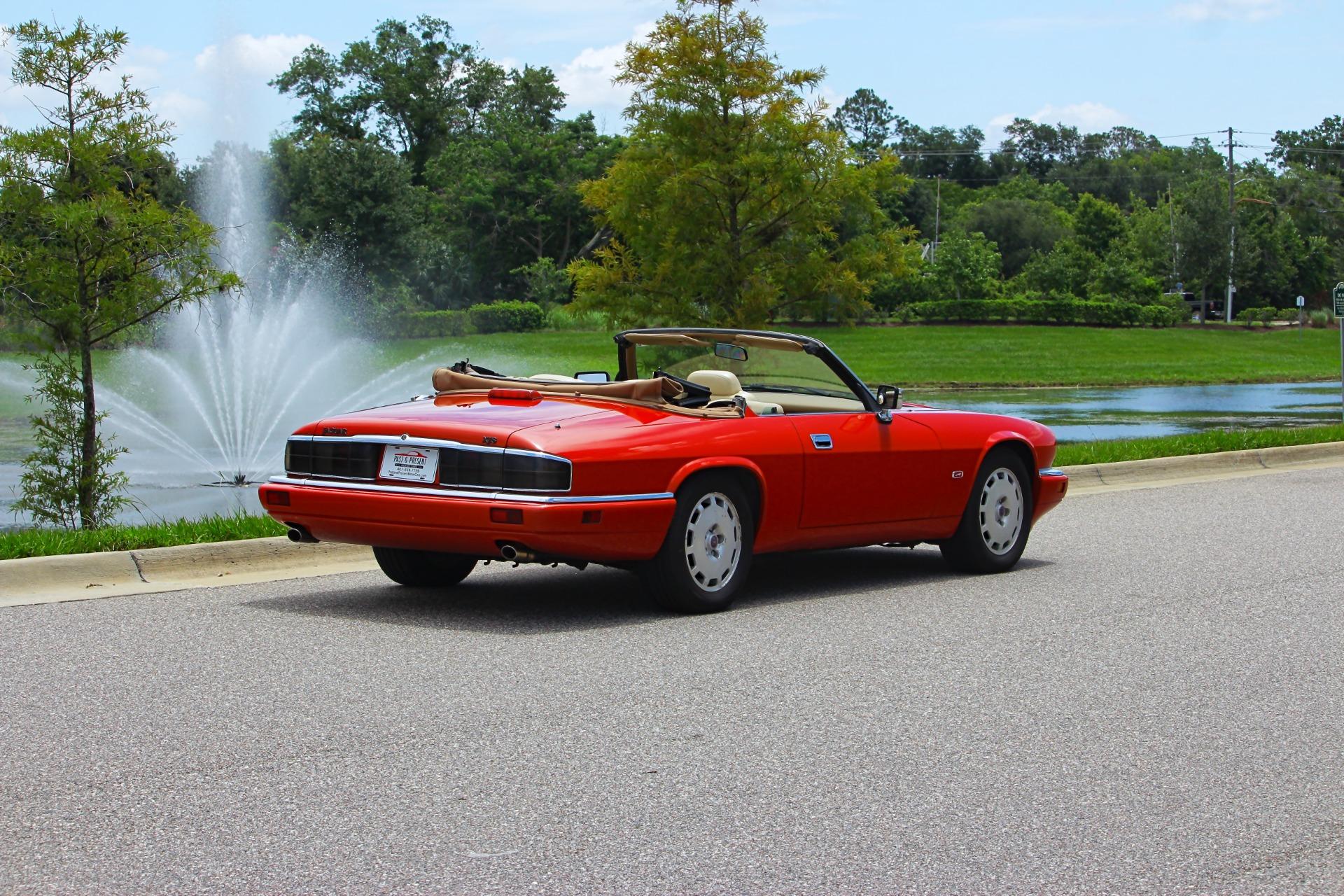 1995 Jaguar XJS 37