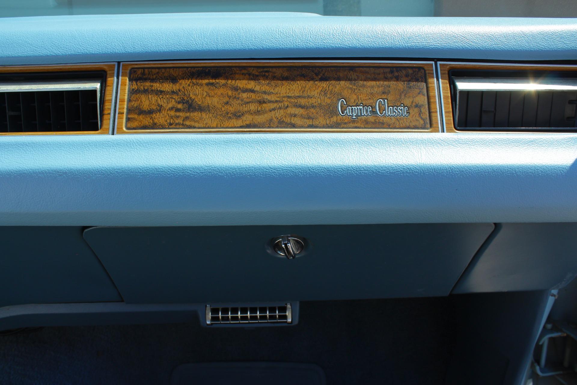 1975 Chevrolet Caprice Classic 75