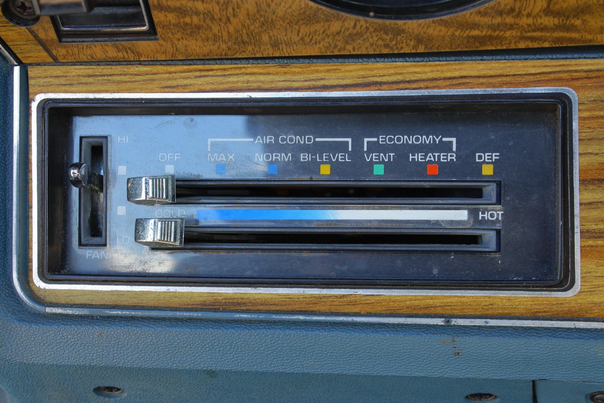1975 Chevrolet Caprice Classic 83