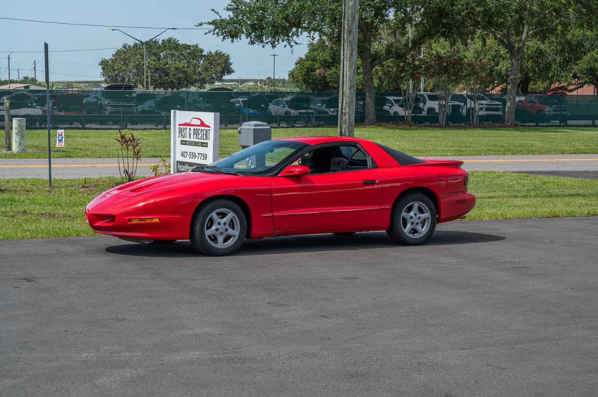 1996 Pontiac Firebird 17
