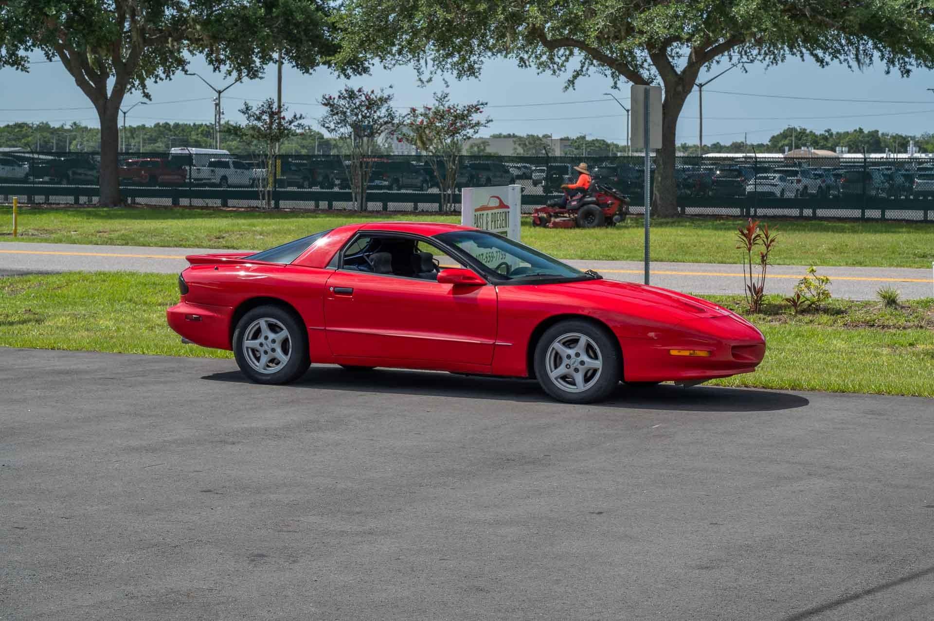 1996 Pontiac Firebird 32