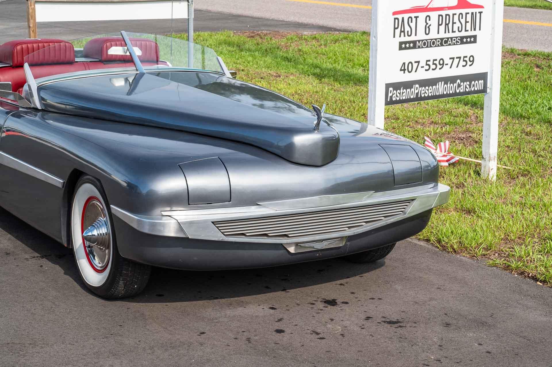 1982 Lincoln Bob Hope Special Custom Roadster 33